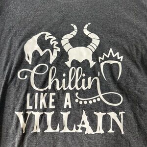 Gray‎ Graphic Tee - Chillin Like a Villain 2XL